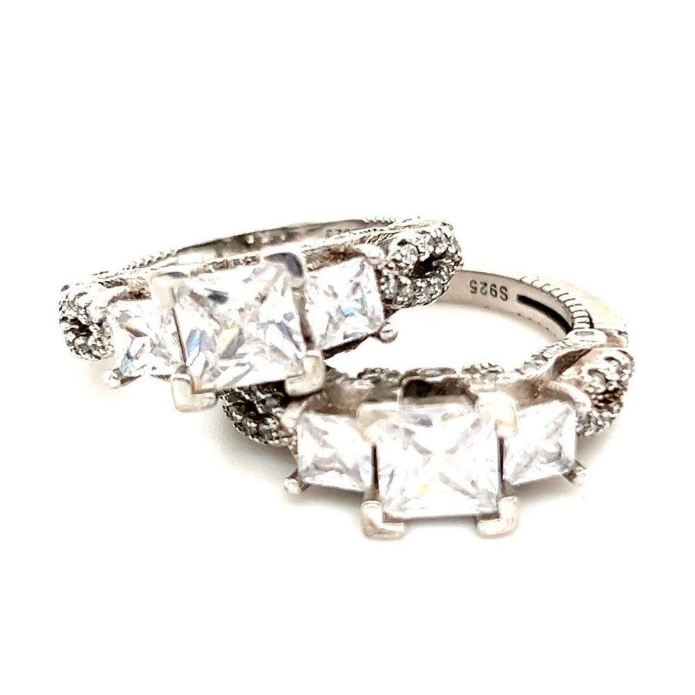 2 Princess Engagement Rings‎